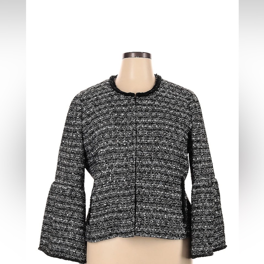 Black & White Tweed Bell-Sleeve Jacket - Women